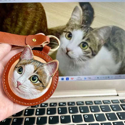 Handmade Leather Pet Portrait Keychain – Custom Dog or Cat Face Charm